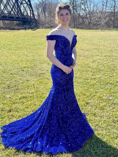 Affordable Velvet Sequin Royal Blue Sheath Off the Shoulder Sweep Train Evening Dress UK
